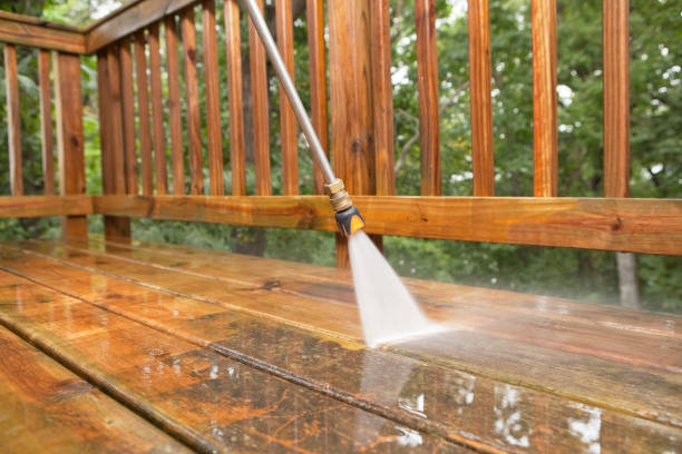 Why Choose Our Certified Pressure Washing Experts for Your Project Needs in Du Quoin, IL?